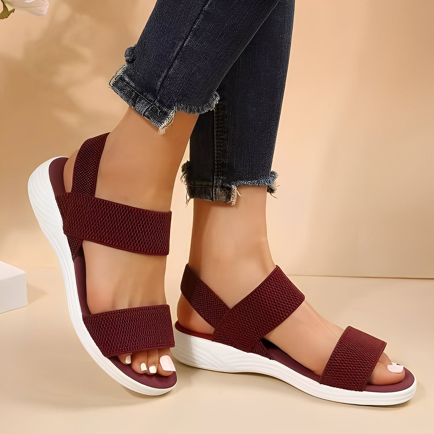 Jessika - Tilfeldige flate sandaler av Flyknit for damer