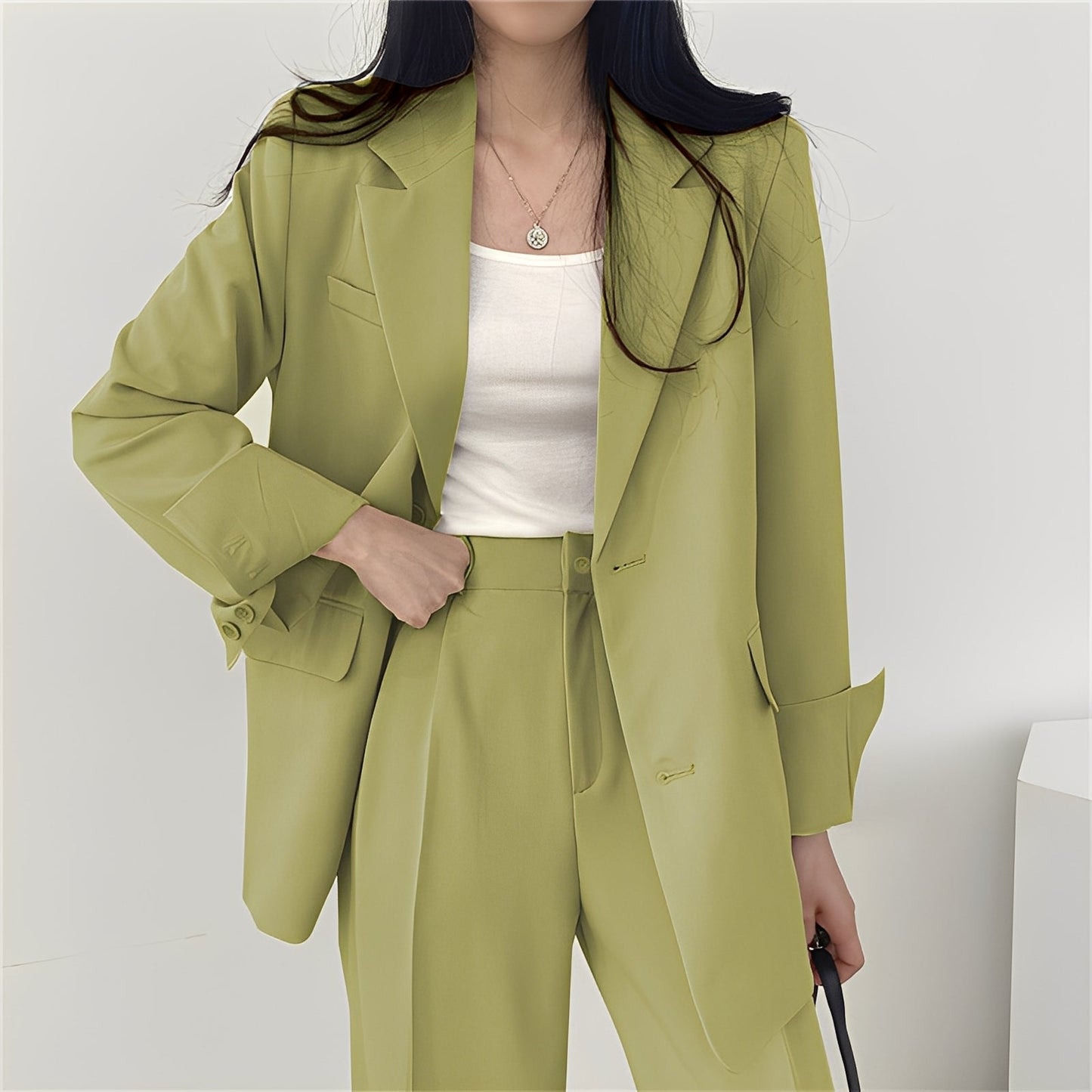 Alethea - Elegante sett med løs blazer og bukse for damer