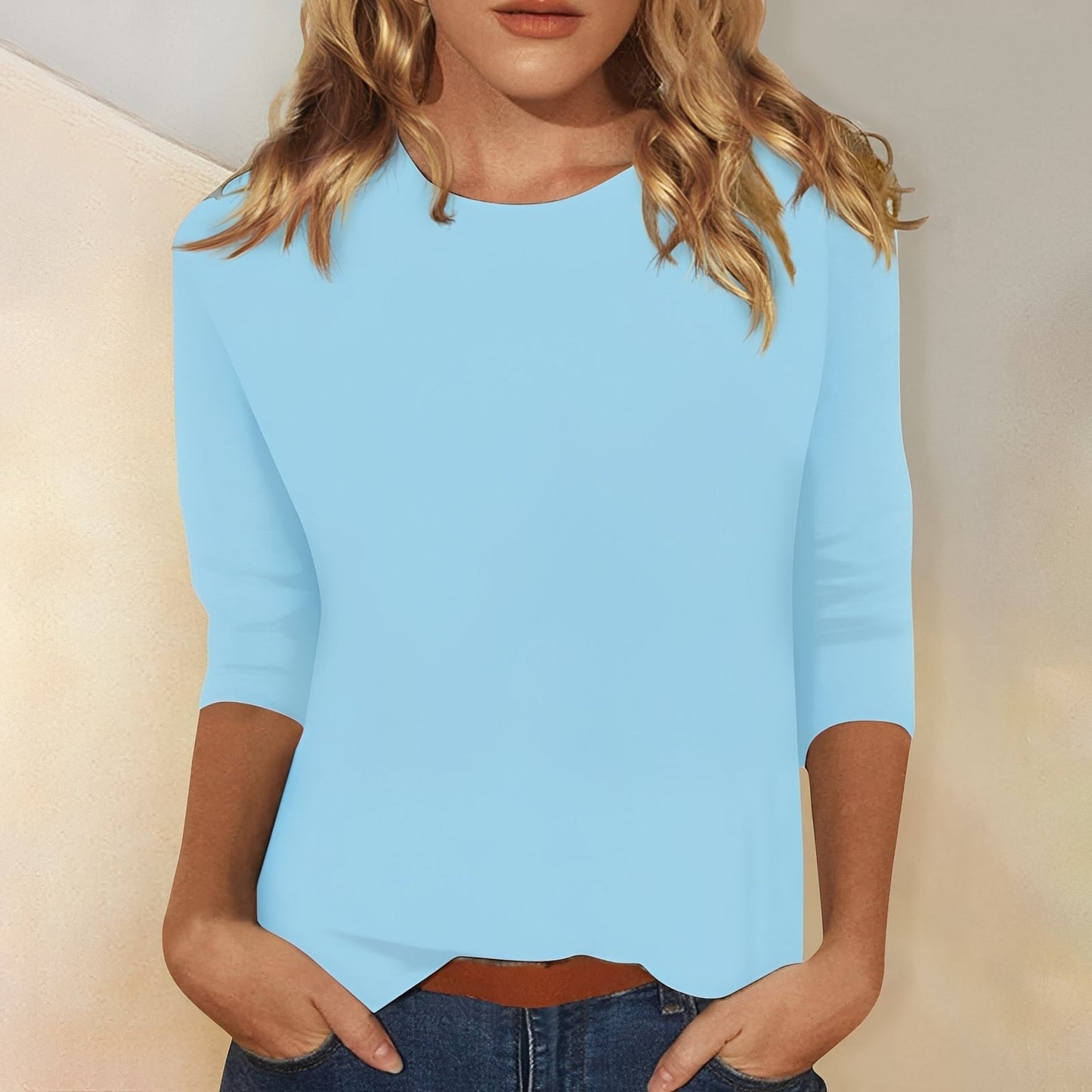 Katherina - Tilfeldig damebluse med rund hals og lange ermer