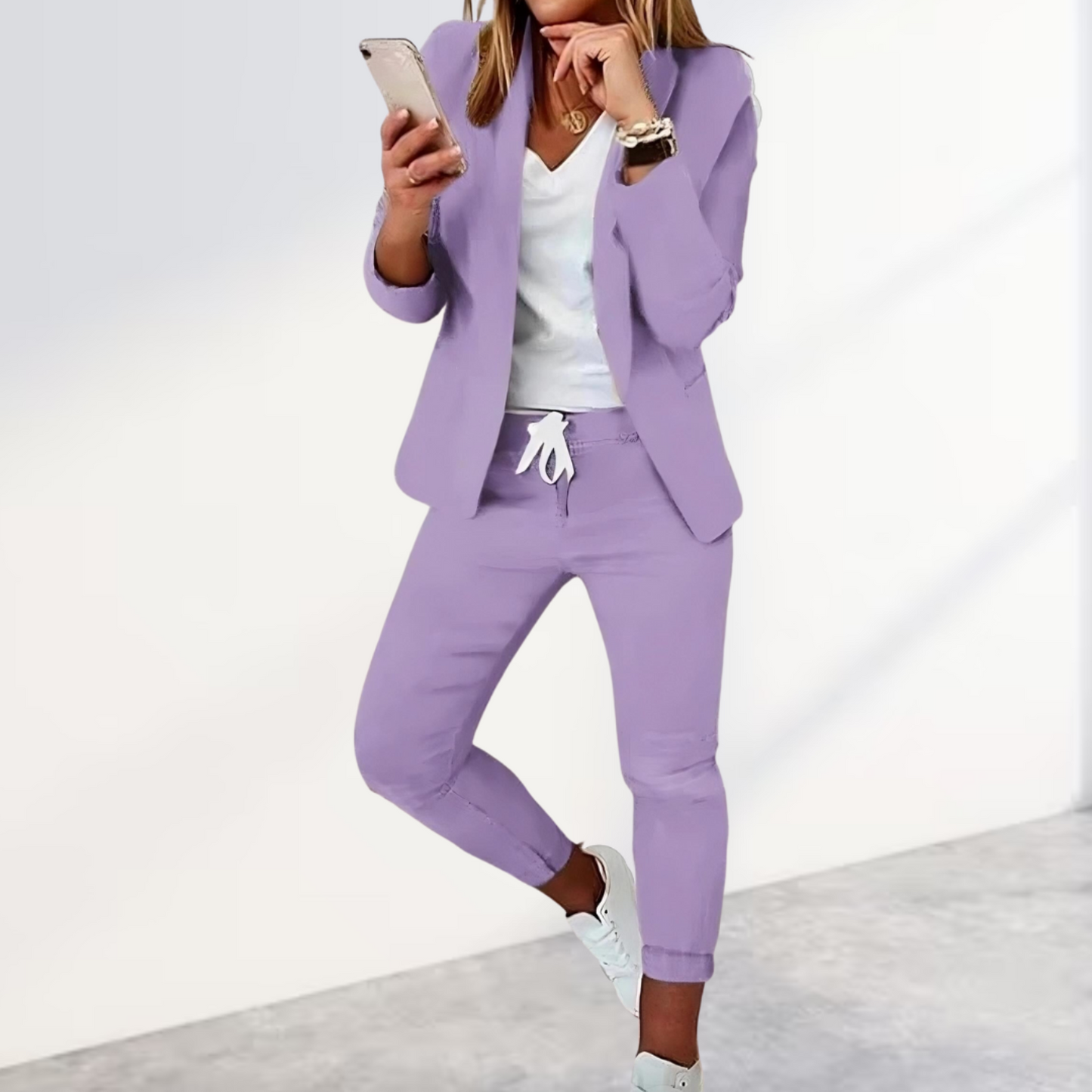 Amélie – Stilig Blazer og Matchende Bukse