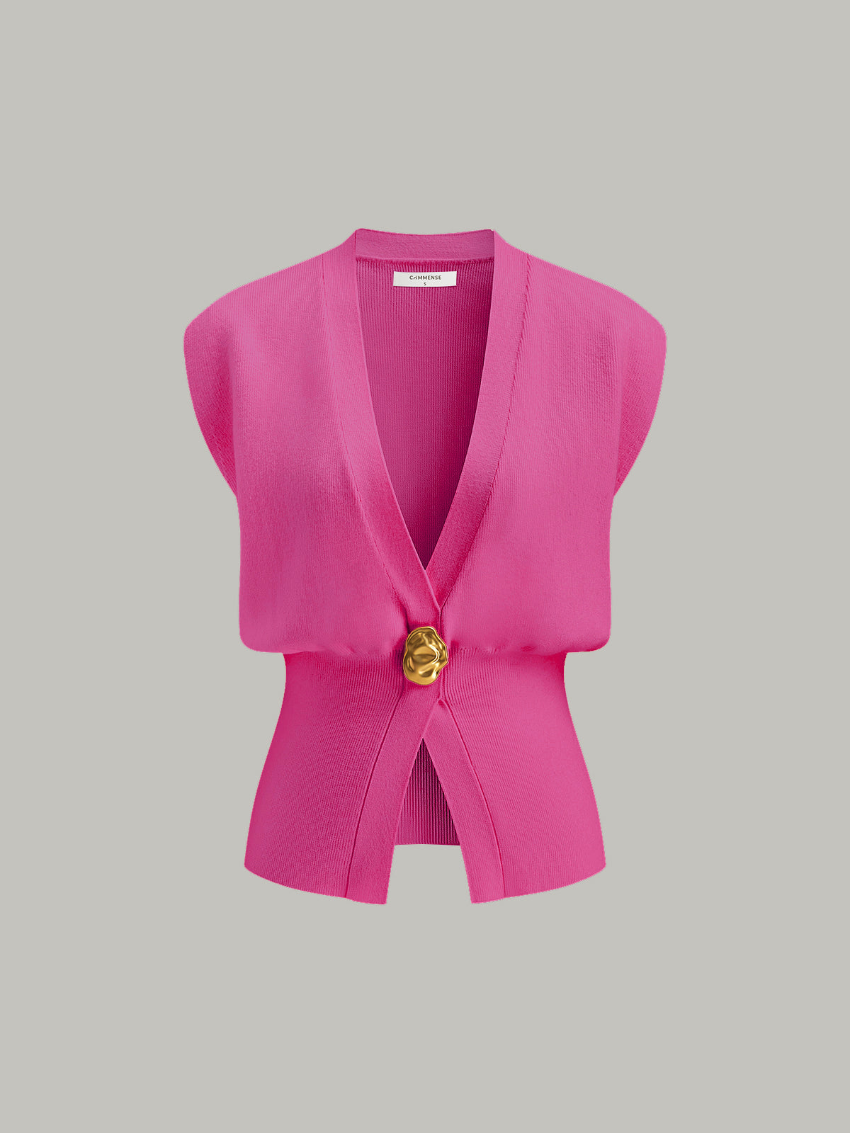 Annalena – V-U-snitt med knapper strikkvest