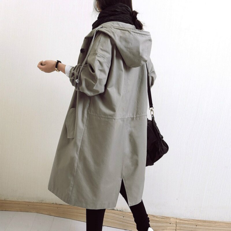 Maren – Trenchcoat Dame Lett Vanntett