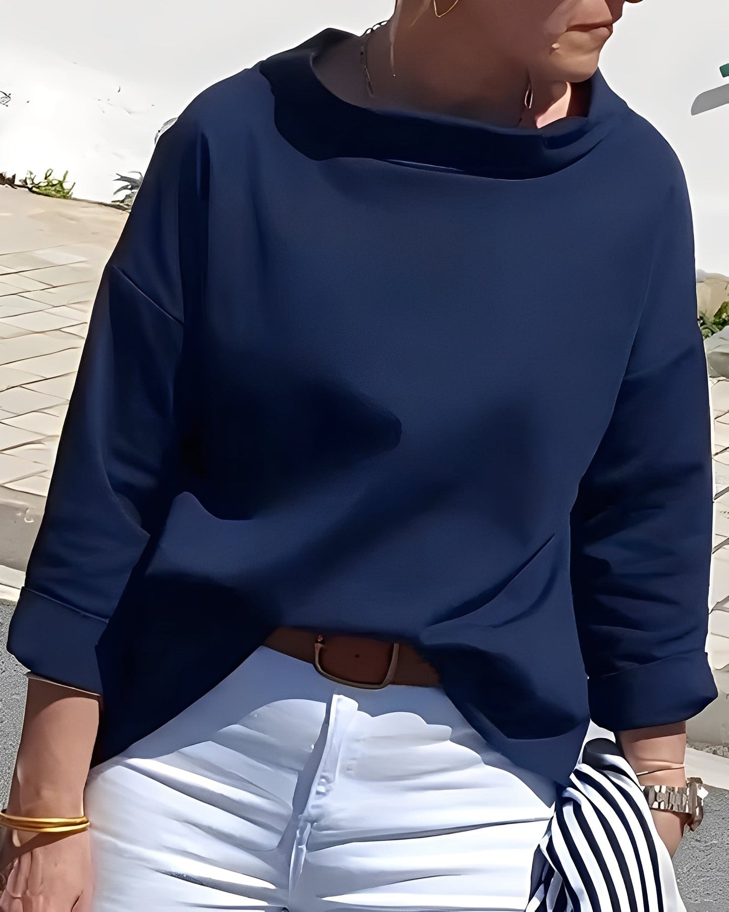 Bernadine - Elegant, lett genser for damer