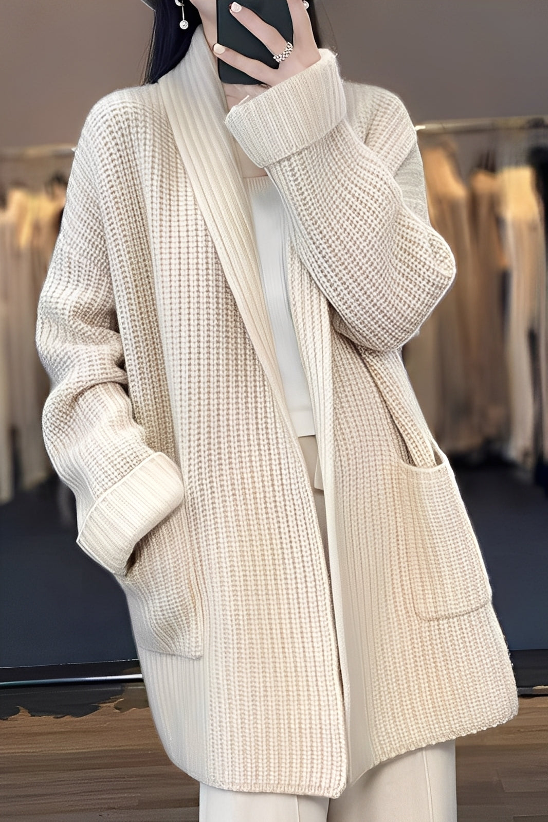 Suzanna - Elegant lang cardigan for damer