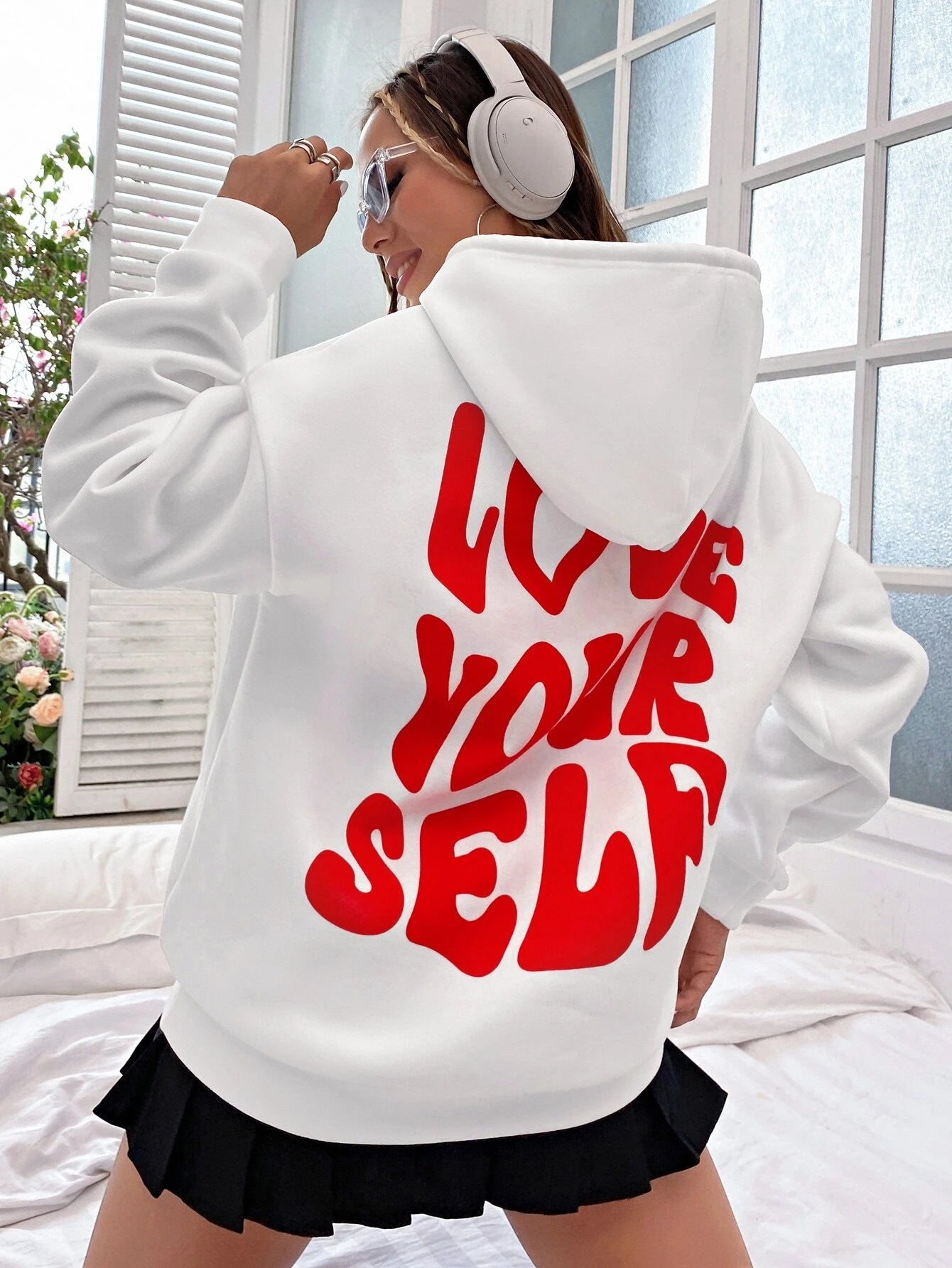 Lovely – Bomulls-hettegenser med statement-stil