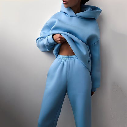 Wenona - Behagelig fritidssett med hette for damer