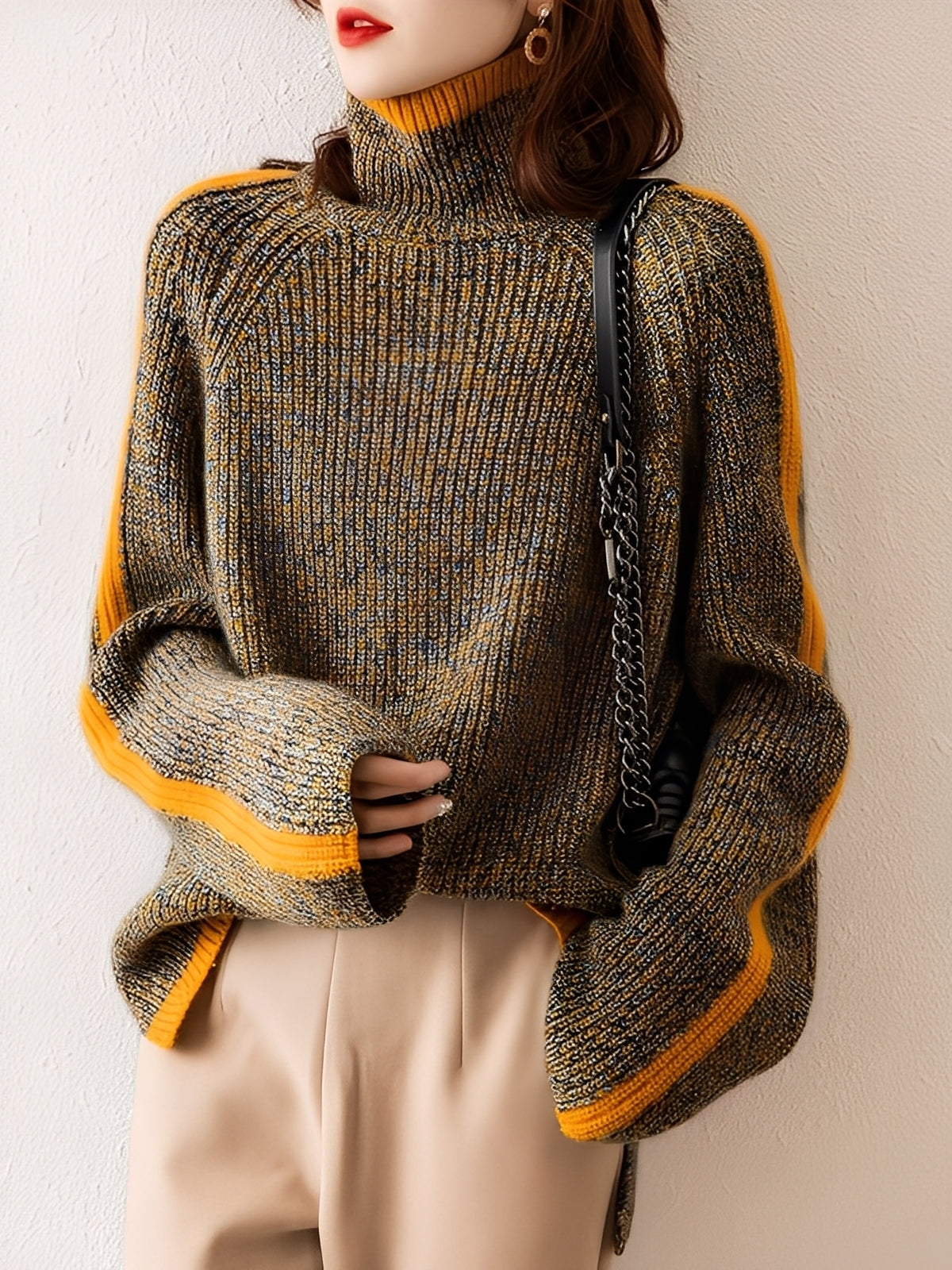 Suzanna - Moderne, løs strikket genser for damer