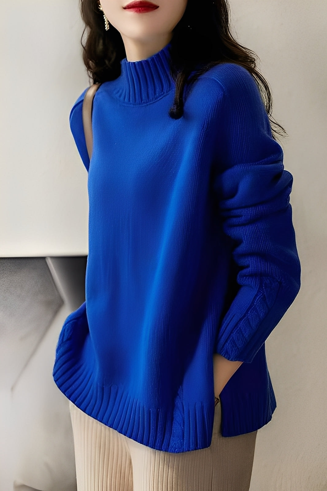 Karolyn - Enkel, smal strikkegenser for damer