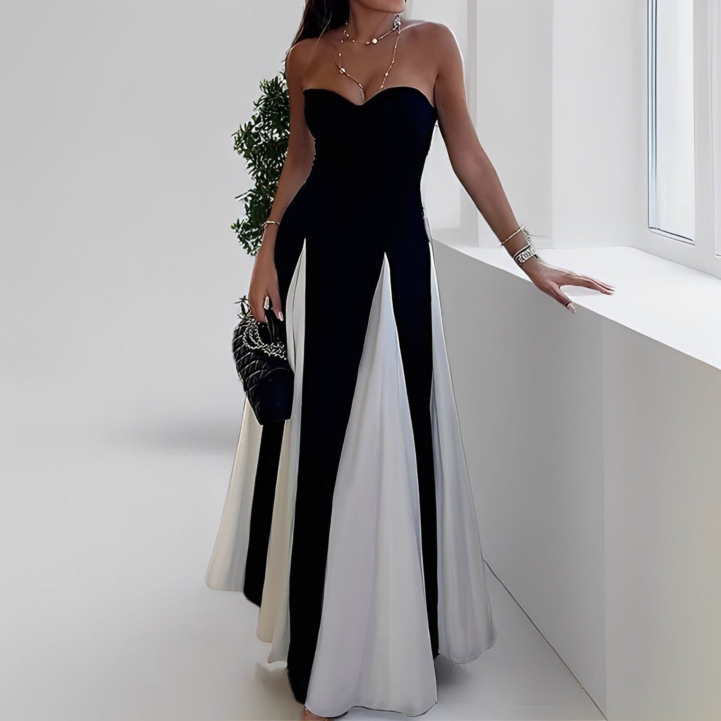 Charisse - Elegant kontrastkjole med stor bunn for damer