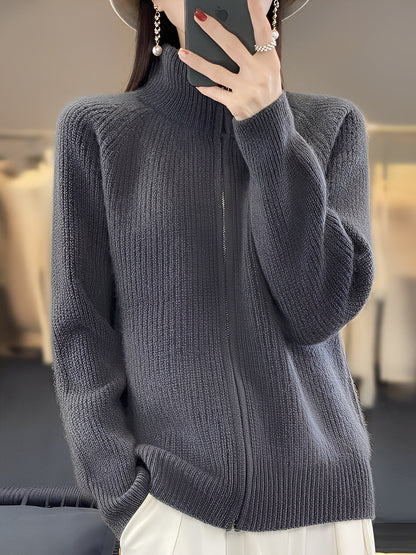 Brylee - Motepregede ullstrikkejakke med glidelås for damer