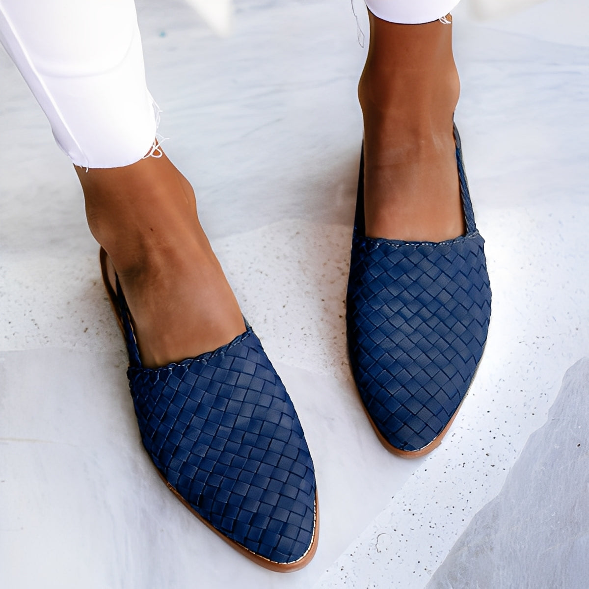 Dolores - Tilfeldige vevd skinn-flatsandaler for kvinner