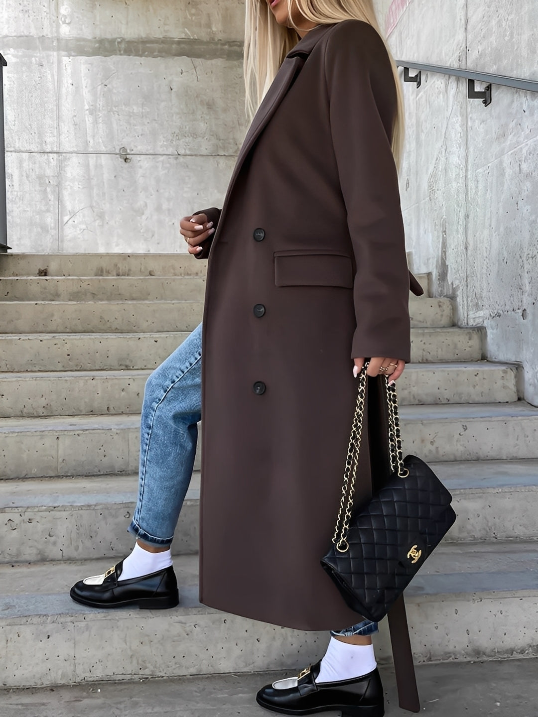 Suzanne - Klassisk dobbeltspent kåpe med belte for damer