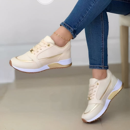 Xanthia - Stilige flate sneakers for kvinner