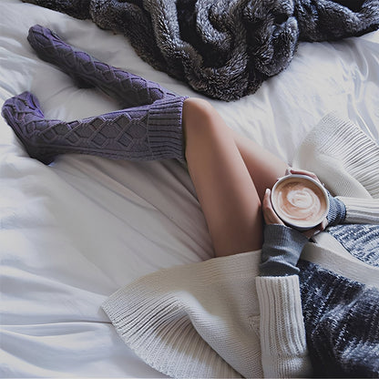 Shannon - Varme, knelange sokker med hårball for damer