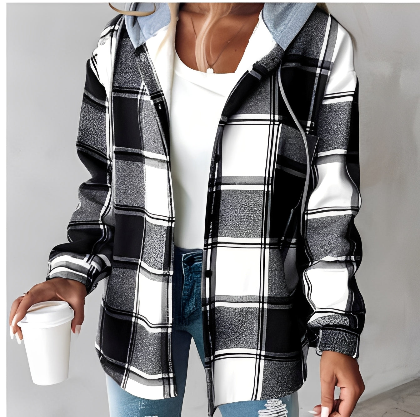 Éliette - Vinterrutete hettejakke for kvinner