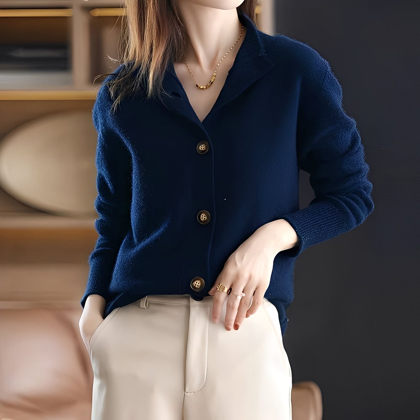 Adalynn - Elegant, løs sittende cardigan med knapper for damer