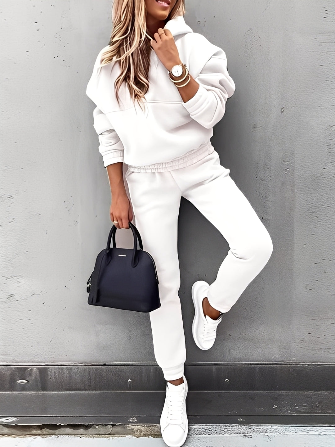 Dianna - Stilfullt joggesett med hette for damer