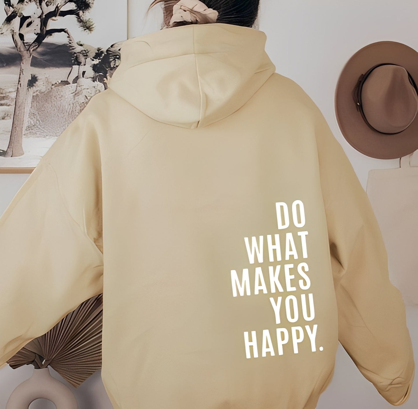 Adrienne - Elegant hettegenser med inskripsjon for kvinner