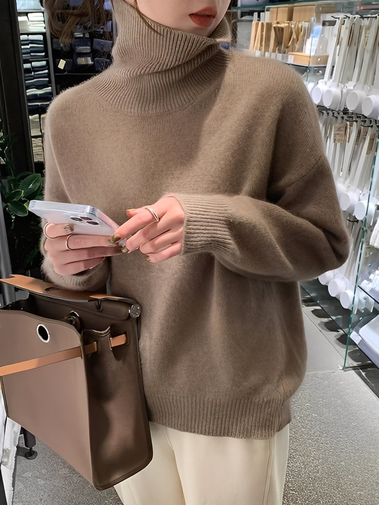 Gloria - Elegant rullekragen-genser i ull for damer