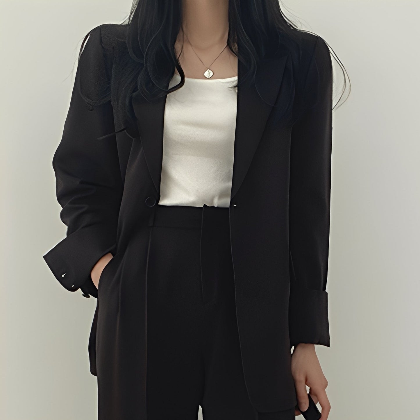 Alethea - Elegante sett med løs blazer og bukse for damer