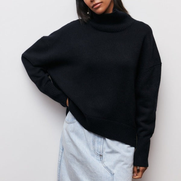 Berenice – Pullover med Høy Krage