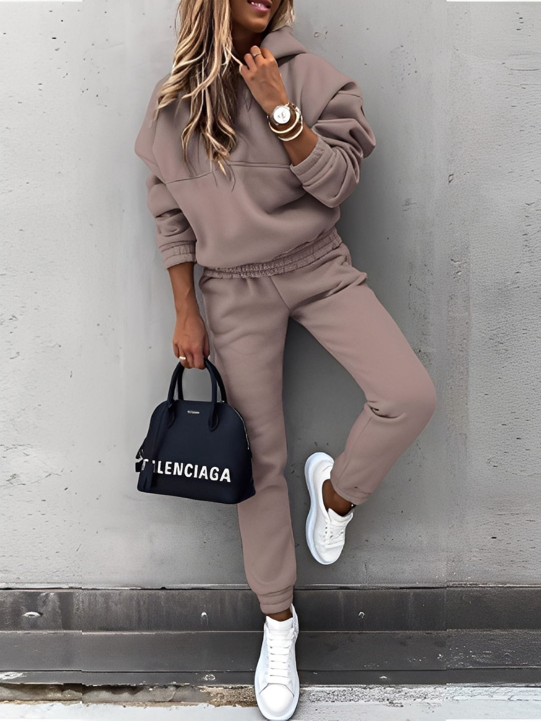 Dianna - Stilfullt joggesett med hette for damer