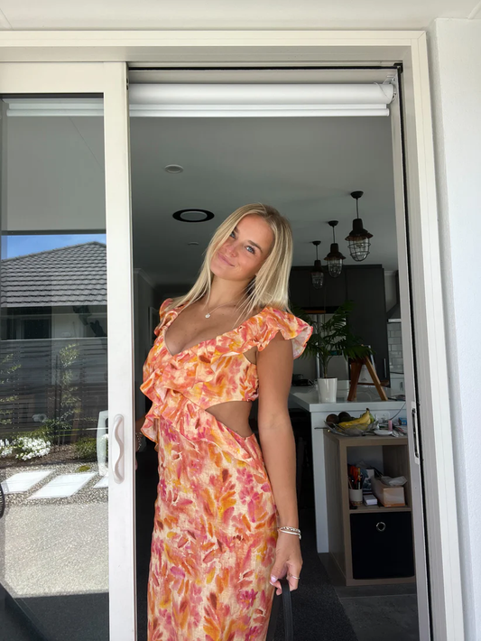 Isolde – Tilpasset Blomstrete Kjole