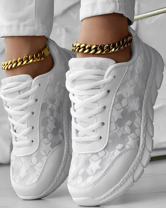 Elisabeth - Tilfeldige, pustende sneakers med blomstermønster for damer