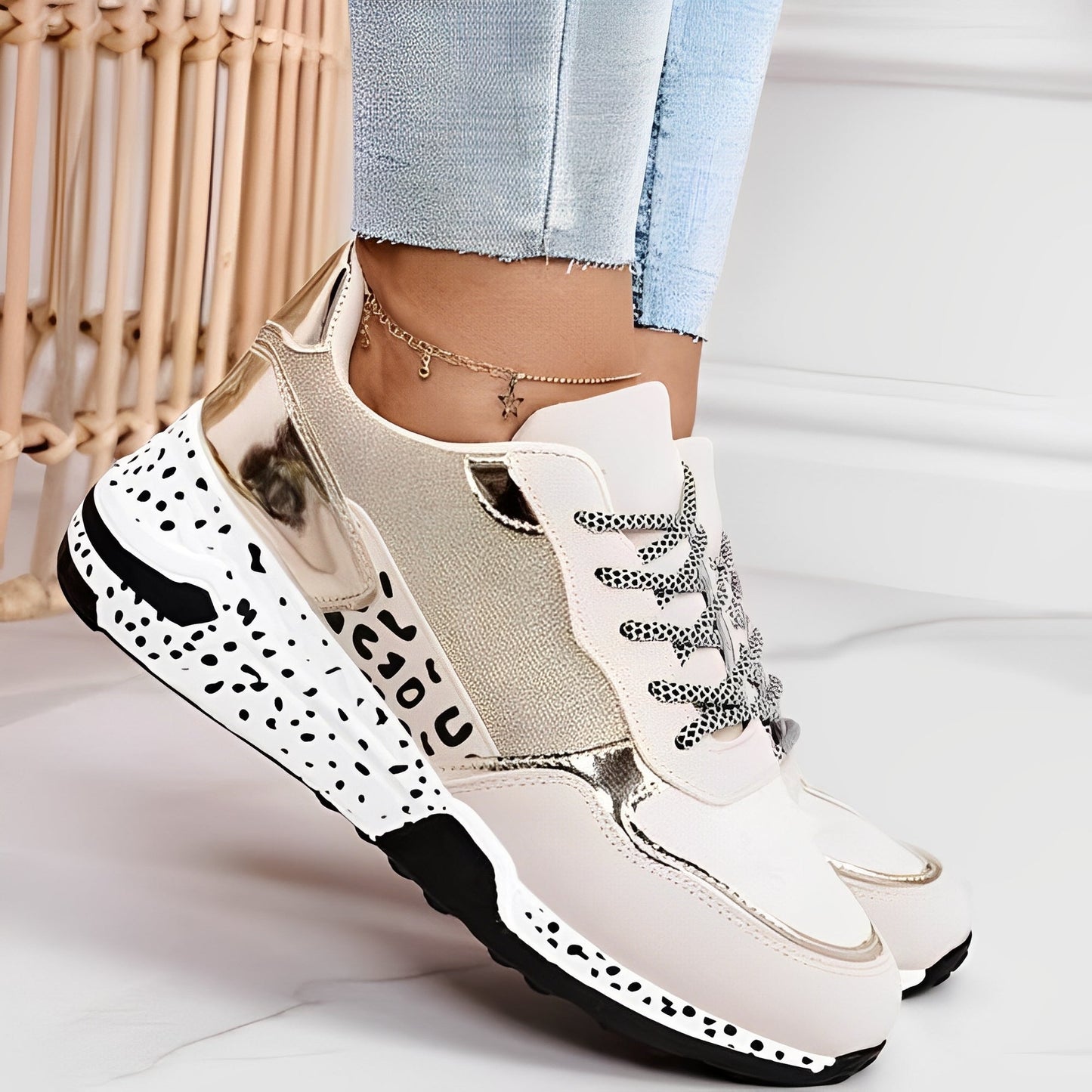 Penelope - Komfortable sneakers med kilehæl for damer