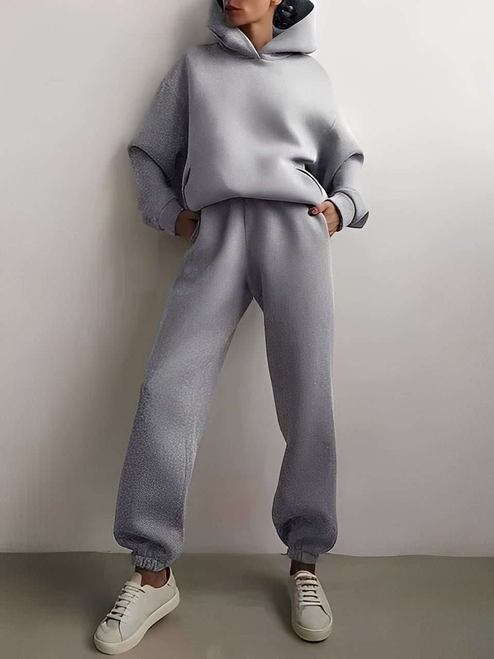 Adelia – Enfarget Hoodie-Set