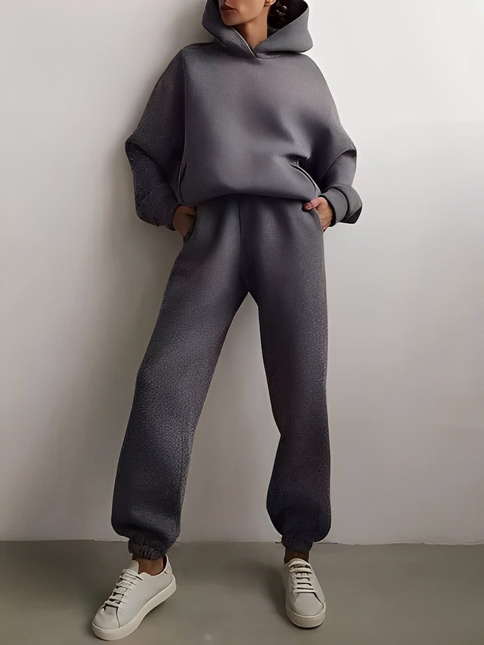 Adelia – Enfarget Hoodie-Set