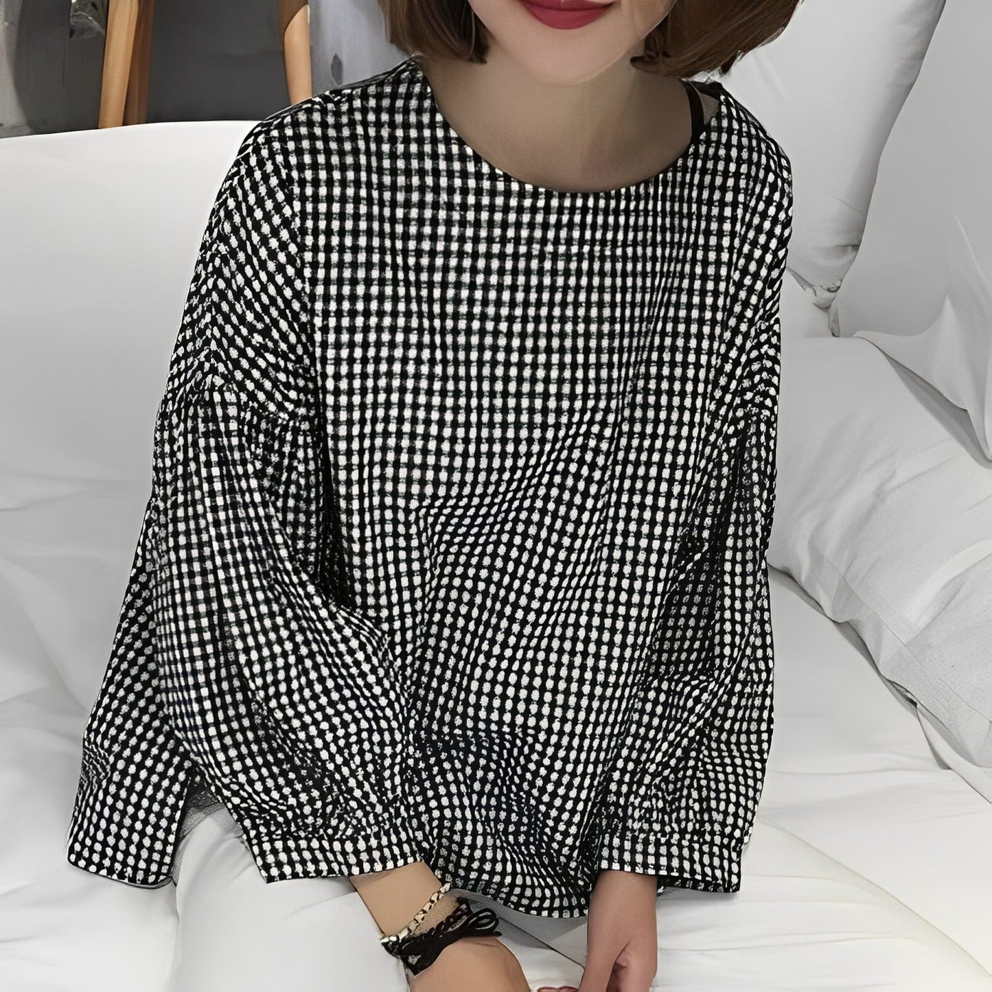 Tahlia - Tilfeldig rutete damebluse med asymmetrisk stil