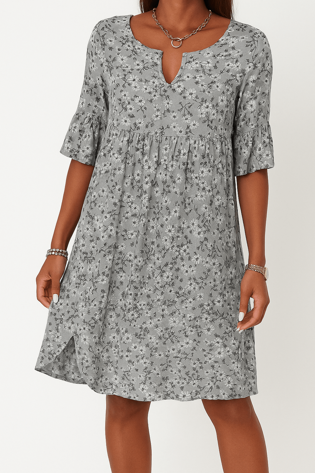 Annalena – Blomstrete kjole i feminin stil