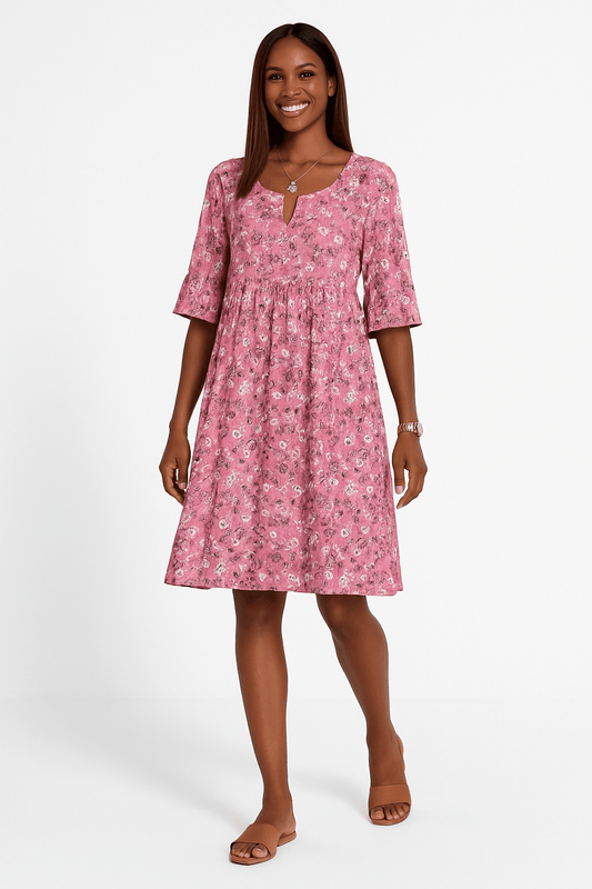 Annalena – Blomstrete kjole i feminin stil