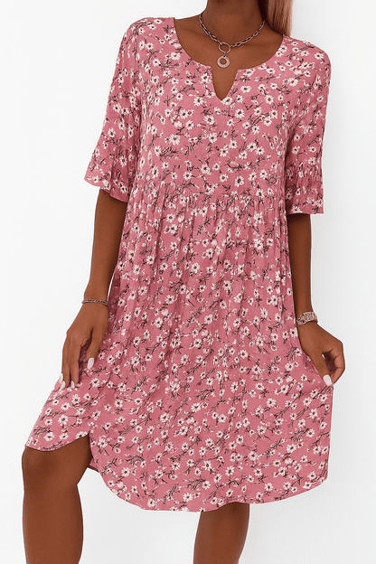 Annalena – Blomstrete kjole i feminin stil