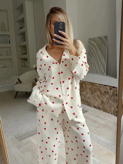 Lola – Elegant pyjamas med hjertemotiver
